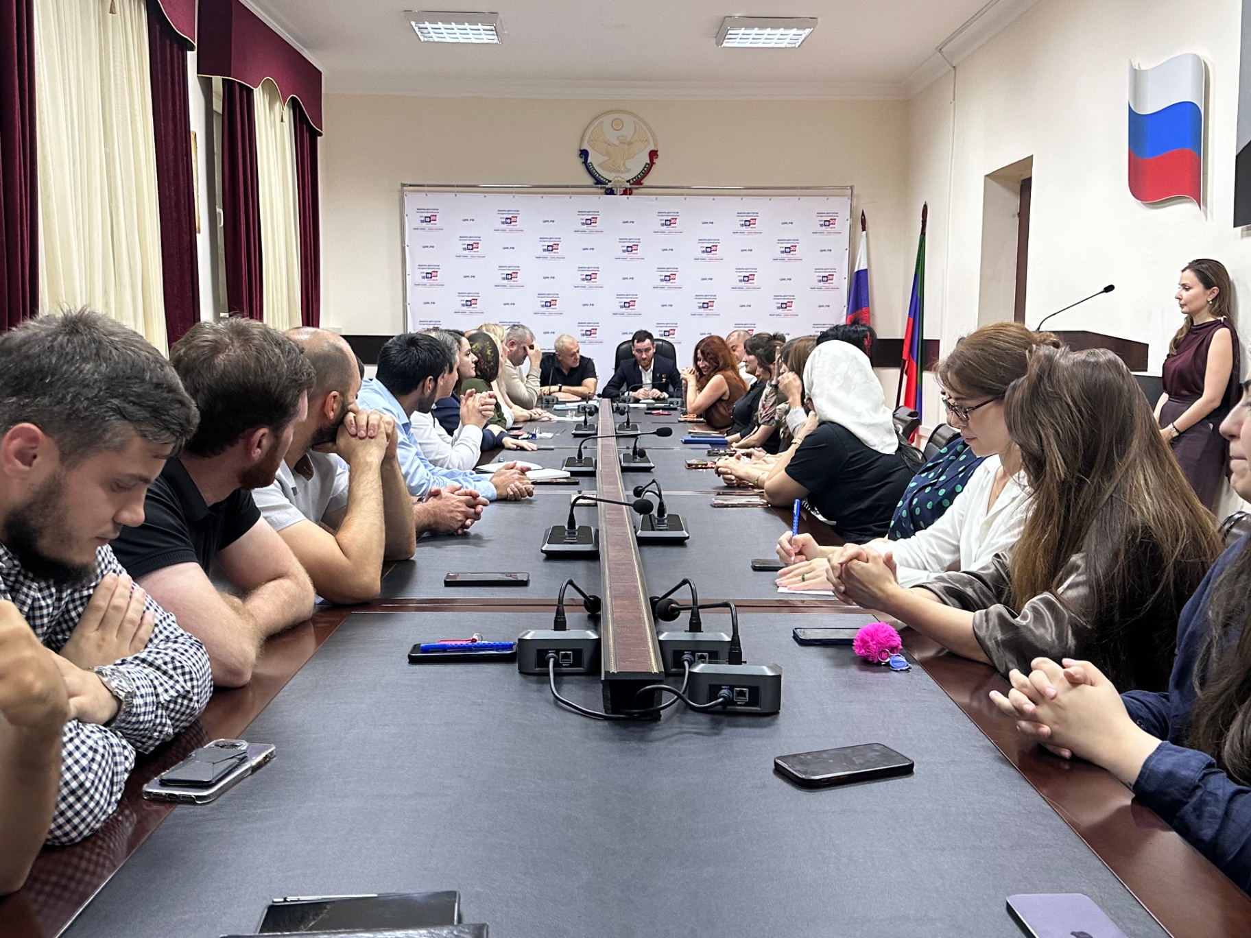 Коллективу Миннаца Дагестана представили новых сотрудников